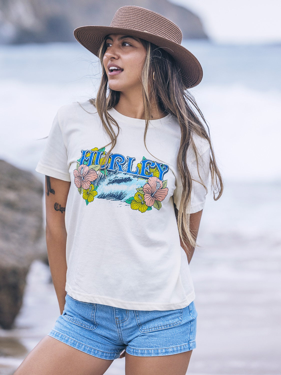 Tidal Classic Tee Off White - Hurley