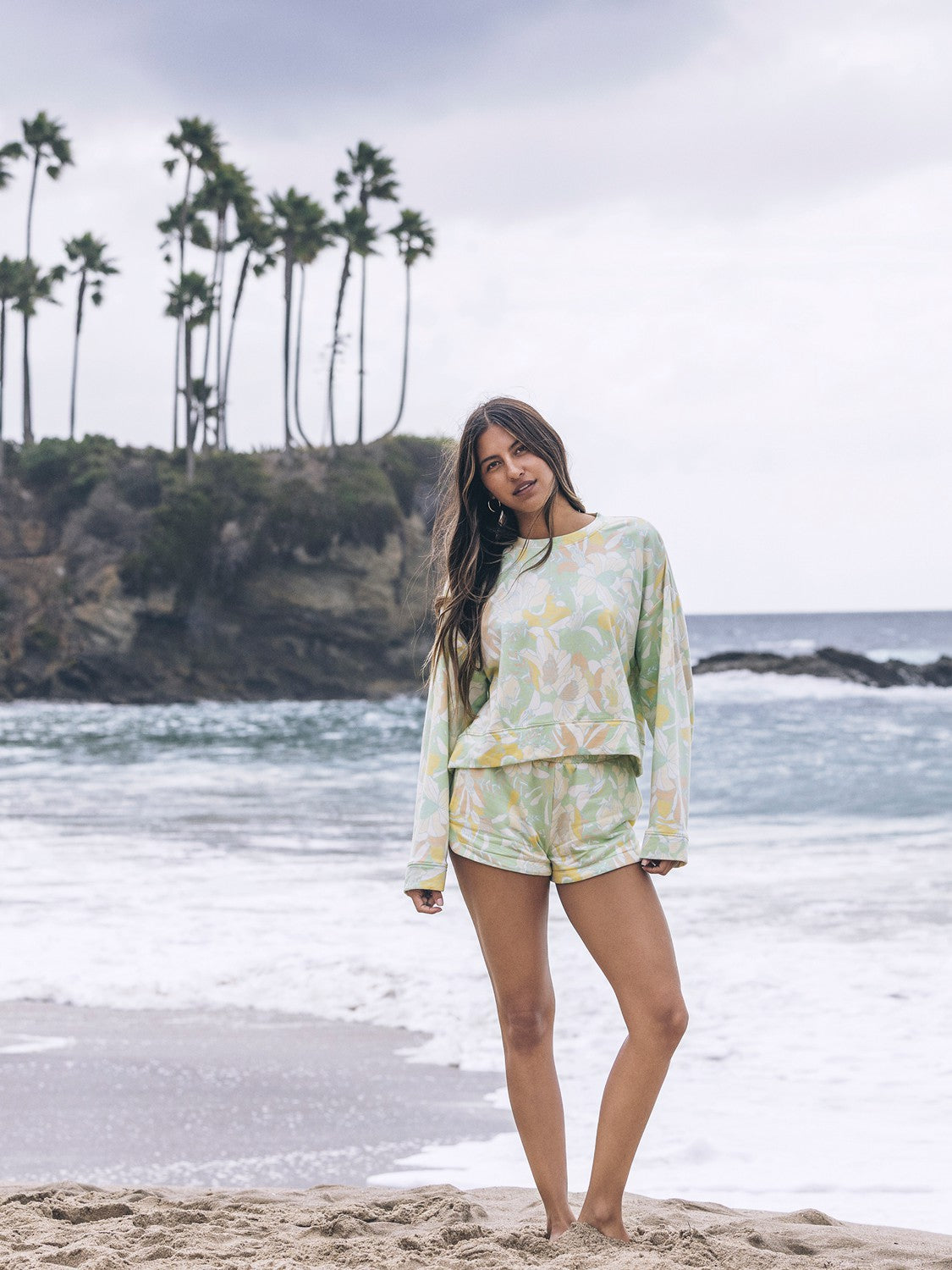Safari Floral Short Spray - Hurley